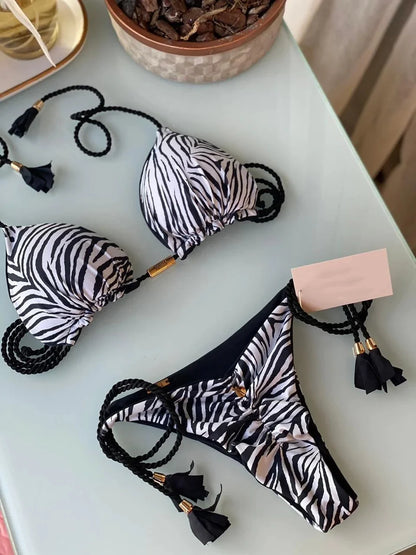 Adriana Bikini